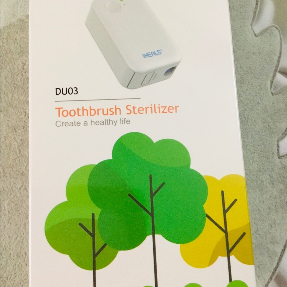 Toothbrush Sterilizer including the charger